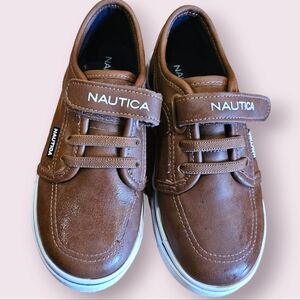 🛍️👗 2 for $20 -Nautica Kids Sneakers with Adjustable Bungee Straps size 10c